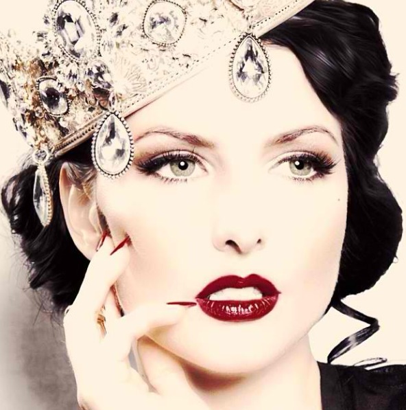 The Royal Captivator